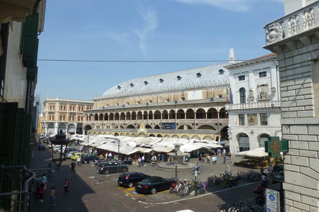 Padovaresidence Apartments - Vista Piazza Delle Erbe E Palazzo Della Ragione Extérieur photo