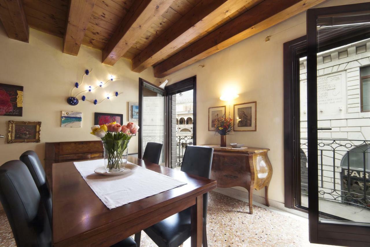 Padovaresidence Apartments - Vista Piazza Delle Erbe E Palazzo Della Ragione Extérieur photo